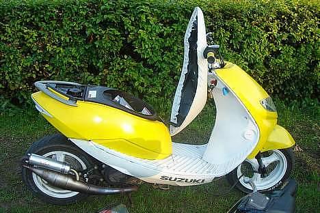 Suzuki estilete SOLGT billede 2