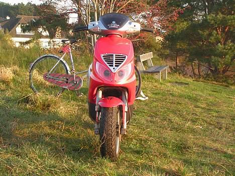 Piaggio Nrg mc3 (Byttet) - Min Nrg og Pryzz´s klamme cykel  :P billede 8