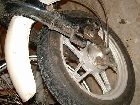 Suzuki FZ50 solgt! billede 6