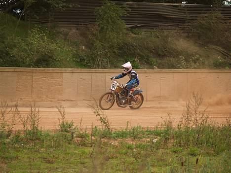 MiniBike Aprilia - Den trækker alligevel selvom det er en 50 ccm motor. billede 5