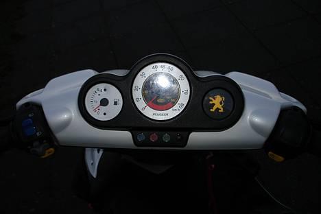 Peugeot Speedfight 2<33 SOLGT! - Styret  :). Lige blevet Autolakeret og samlet billede 5