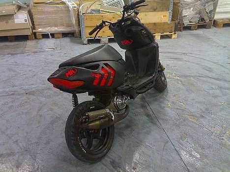 Aprilia sonic sr lc nakket billede 7