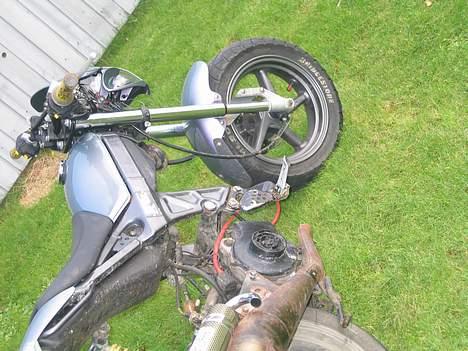 Suzuki street magic SOLGT billede 7