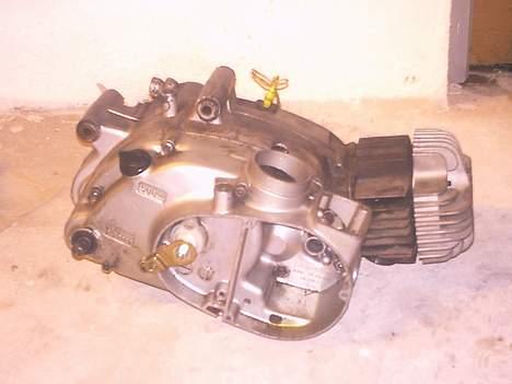 Suzuki k50 4-gear aka the Hulk - motor nr. 2, studsen er boret ud til det aller sidste.. billede 11