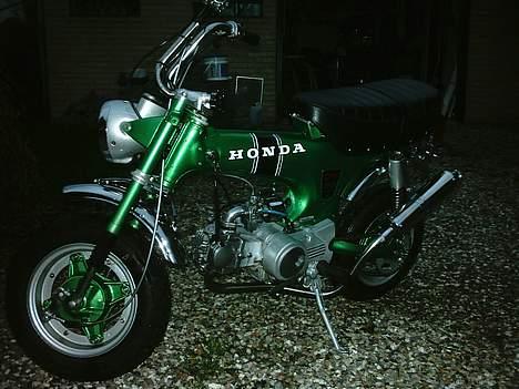 Honda DAX solgt billede 6
