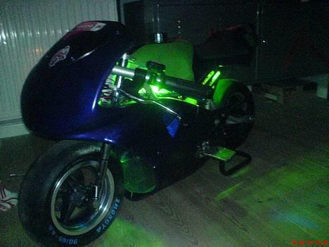 MiniBike Daytona AC dd solgt - der står den så med neon tændt.. billede 1