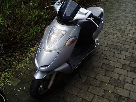 Aprilia sonic -|*SOLGT*|- billede 1