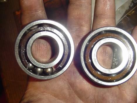 Suzuki RMX(NOS)(FØR) - mine gamle C4 lejere, gik til samtidig med min gamle krumtap - hat sat nye C4 lejere i sammen med krumtappen. billede 12