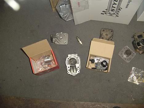 Suzuki RMX(NOS)(FØR) - airsal 48mm - 48 topstykke - 21del karbu - og min gamle cylle + topstykke billede 14