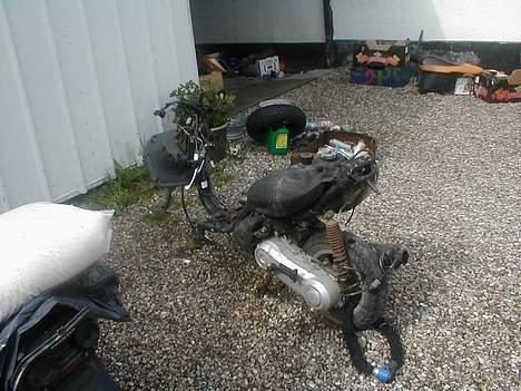 Aprilia Sonic - Da jeg var ved at bygge den op billede 9