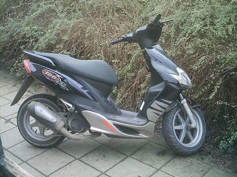 Yamaha jog r (solgt) billede 4