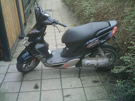 Yamaha jog r (solgt) billede 5