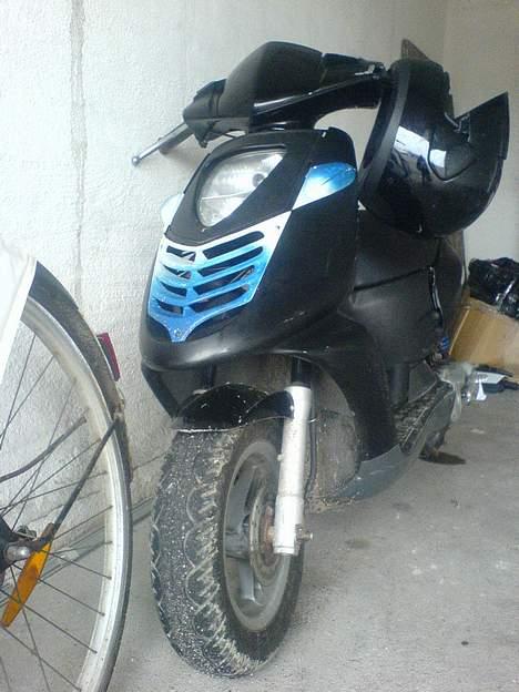 Aprilia Sonic Team-CF Solgt billede 1