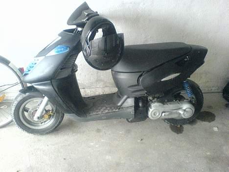 Aprilia Sonic Team-CF Solgt billede 2