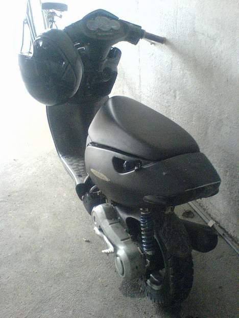 Aprilia Sonic Team-CF Solgt billede 4