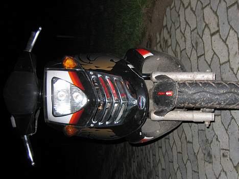 Aprilia Sonic \\ SOLGT billede 4