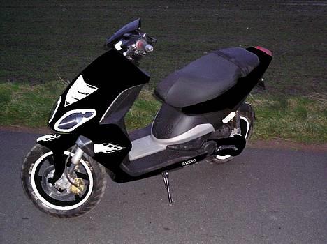 Piaggio NRG Power DT - Sådan bliver den malet snart... billede 12