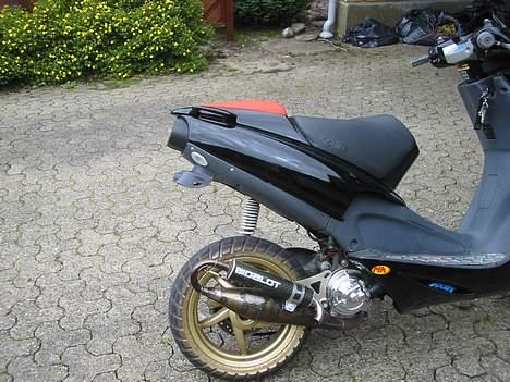 Aprilia SR50 solgt billede 5