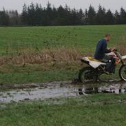 Derbi senda r "solgt"