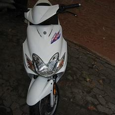 Yamaha Jog R   {Solgt}