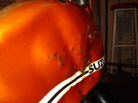 Suzuki k50 SOLGT - Ikke mig der har lavet bulen, men tidligere ejer. billede 16