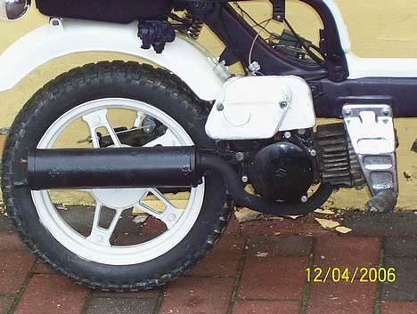 Suzuki FZ 50  > SOLGT < billede 9