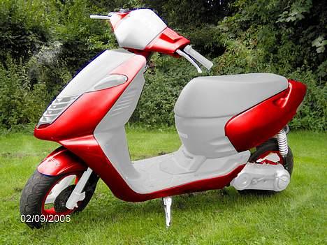 Aprilia SONIC  - Sådan kommer den cirka til at se ud med lc kittet og bart styr måske crome kikstarter  billede 15