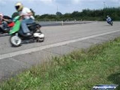 Yamaha jog solgt - mig og johnny c til als træf.. hehe billede 8