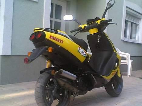 Aprilia SR 50 billede 2