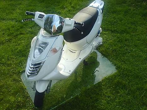 Aprilia Sonic *SOLGT* billede 9