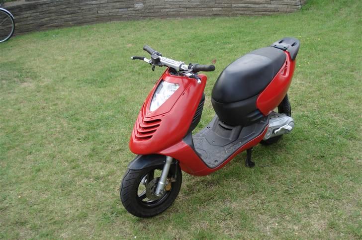 Aprilia sonic byttet til ssm  - så blev den sku rød :) fra den 19 august billede 17