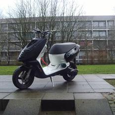 Aprilia sonic ( SOLGT )