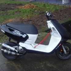 Aprilia sonic ( SOLGT )