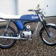 Yamaha 4 gear Solgt.