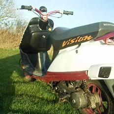 Honda $ Vision 'Til salg