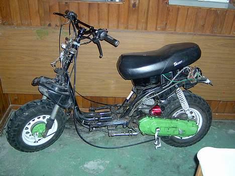 Yamaha CW50 (BWS) SOLGT - Siden på dyret.. bliver fed :D! billede 8