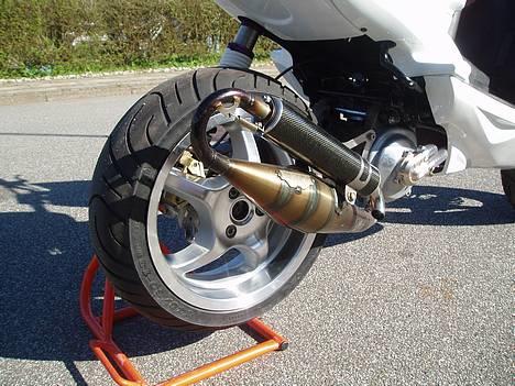 Yamaha Aerox Evo Lc DD STJÅLET billede 9