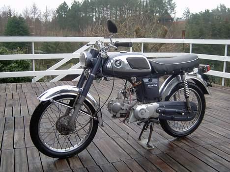 Honda cd50 billede 1