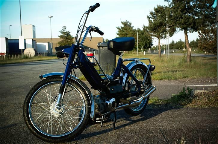 Puch Maxi K E50 - adgang til alle billeder: http://www.scootergalleri.dk/html/gal_visbil.asp?ID=114055&ipc=354510 billede 1