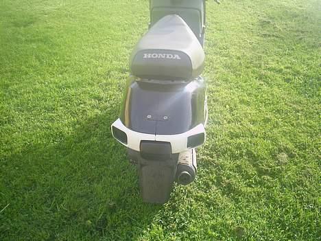 Honda vision solgt billede 4