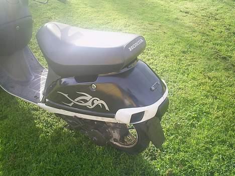 Honda vision solgt billede 5