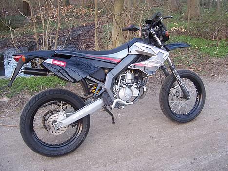 Derbi Senda SM Extreme SOLGT :( billede 3