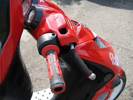 Peugeot Speedfight 2 wrc 307 ac - haris håndtag, og grebklinge beskytter! billede 16