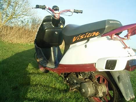 Honda $ Vision 'Til salg billede 3