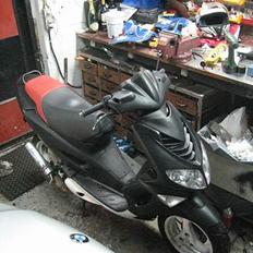 Peugeot speedfight 2 (solgt)