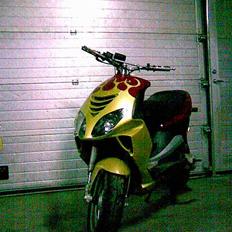 Piaggio NRG power DT