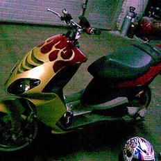 Piaggio NRG power DT