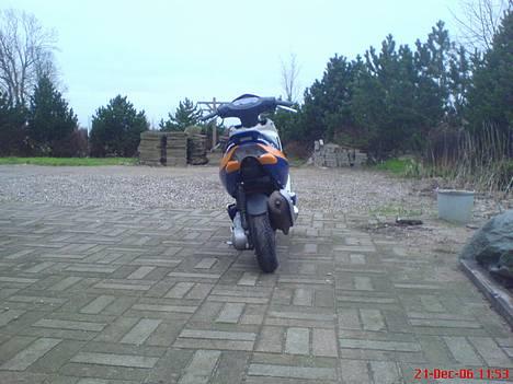 Aprilia Sonic - Byttet til Jog - Bagfra billede 9