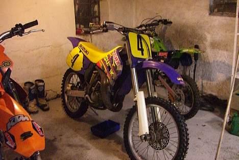 Suzuki RM 125 - Solgt billede 3