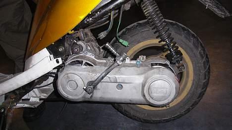 Yamaha Jog FS solgt) billede 4